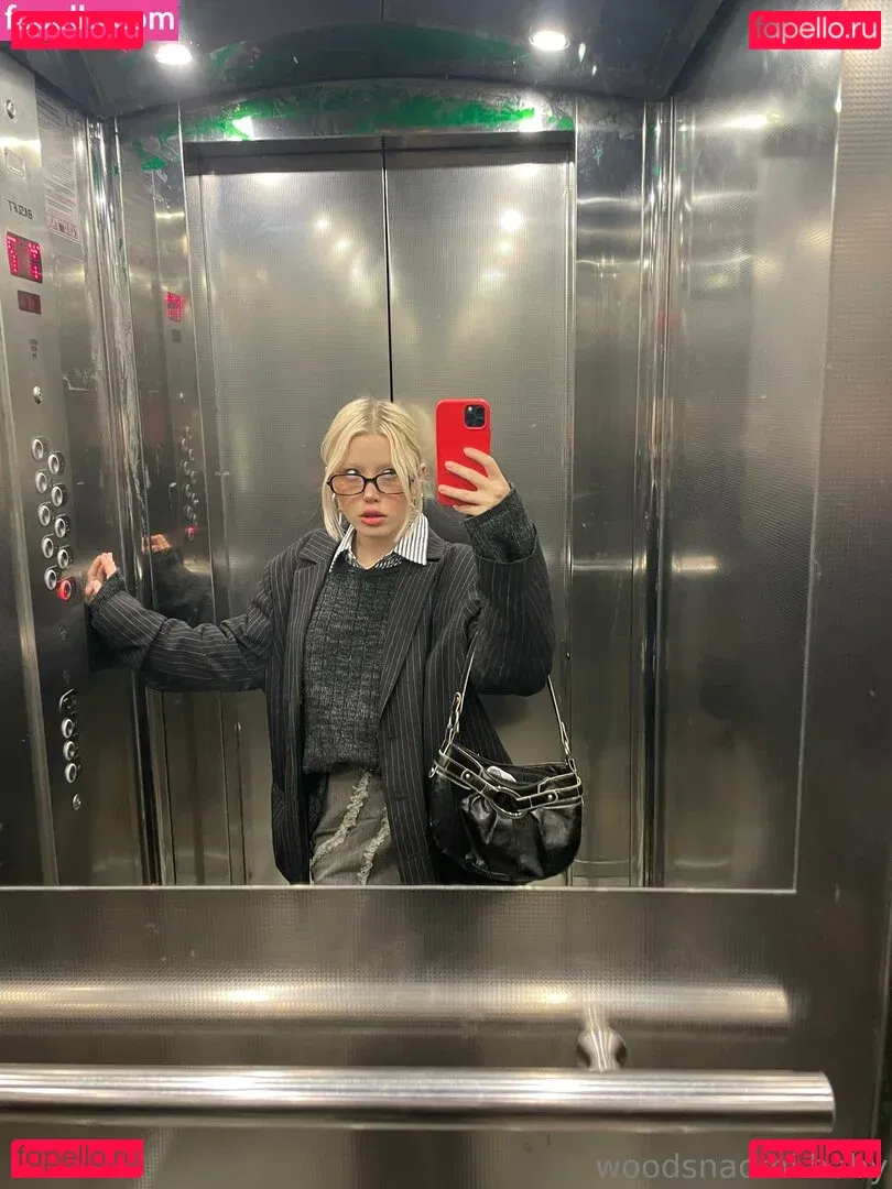 woodsnaomi Onlyfans Photo Gallery 