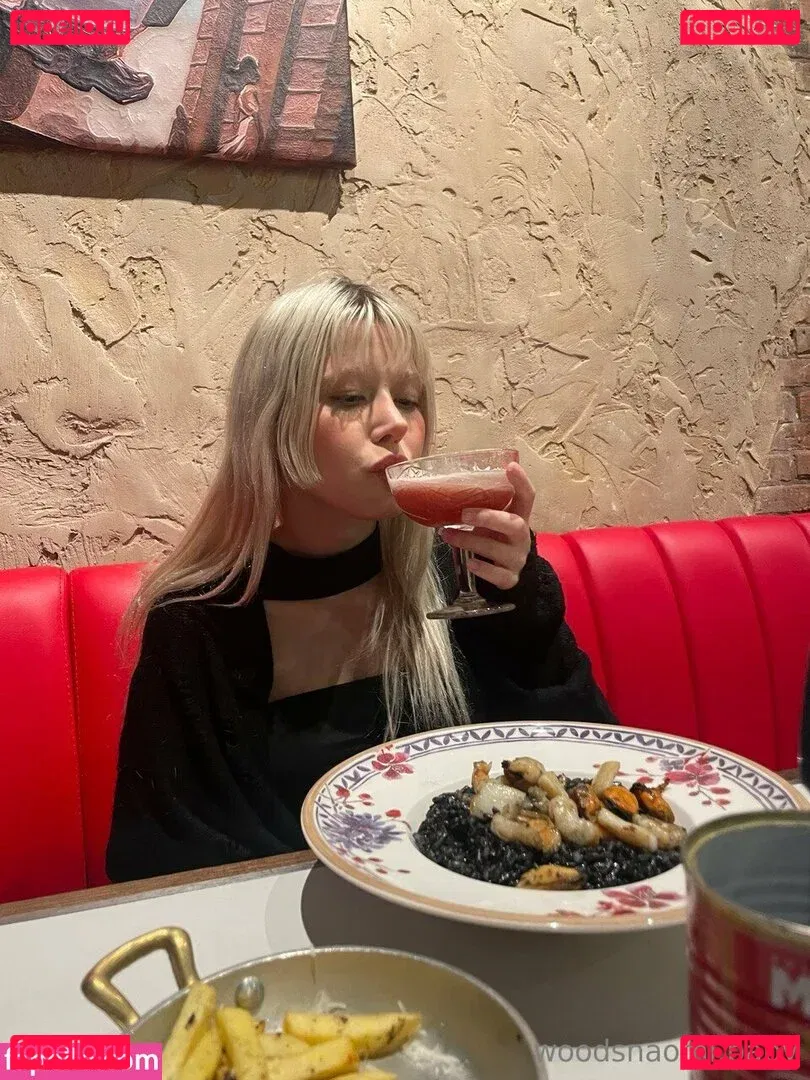 woodsnaomi Onlyfans Photo Gallery 