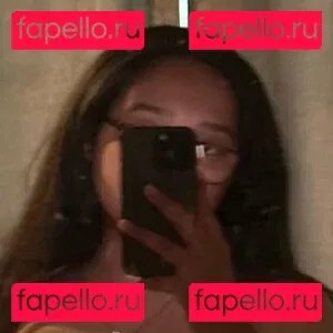 frida421 Onlyfans Photo Gallery 