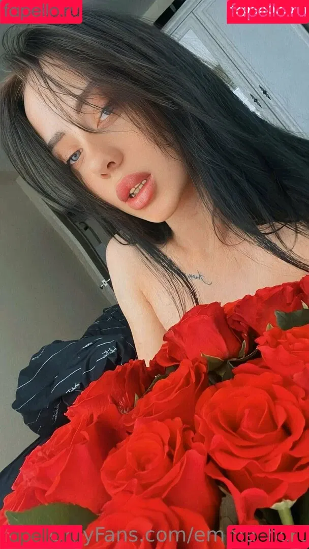 emma_hott Onlyfans Photo Gallery 