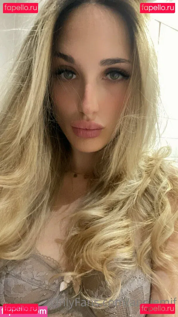 anniemif Onlyfans Photo Gallery 