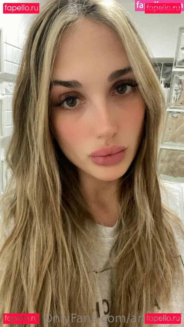 anniemif Onlyfans Photo Gallery 