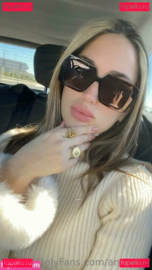 anniemif Onlyfans Photo Gallery 