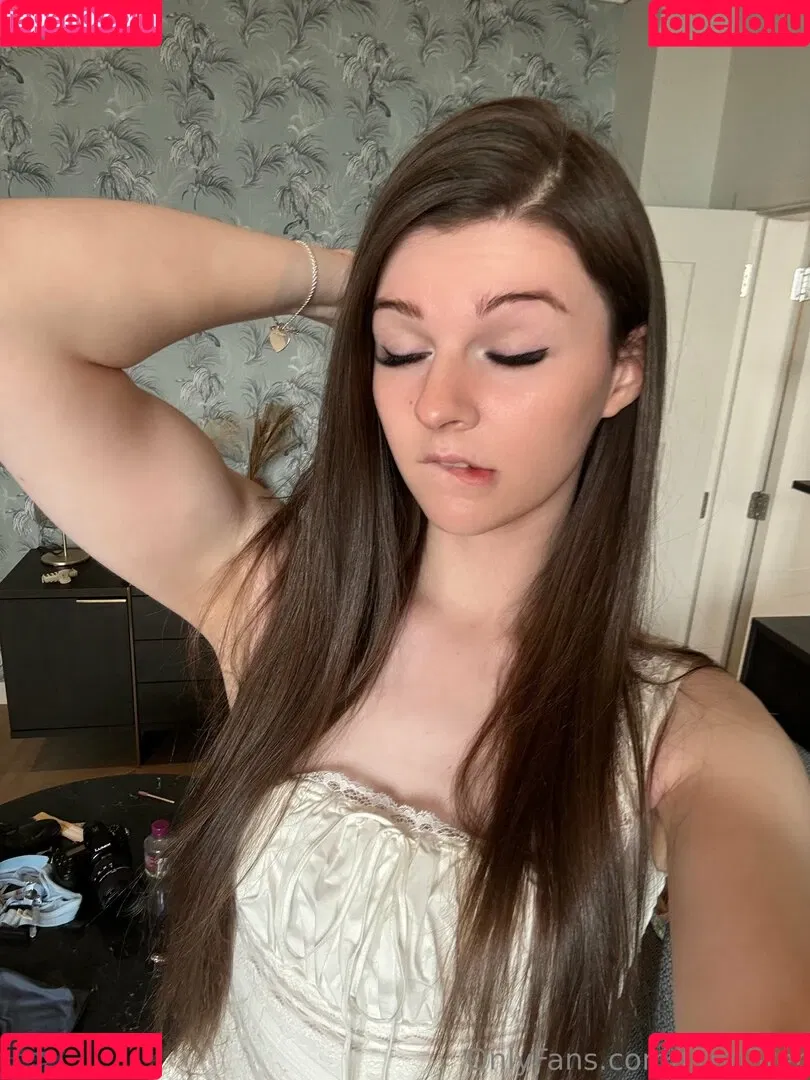F1nn5ter Onlyfans Photo Gallery 