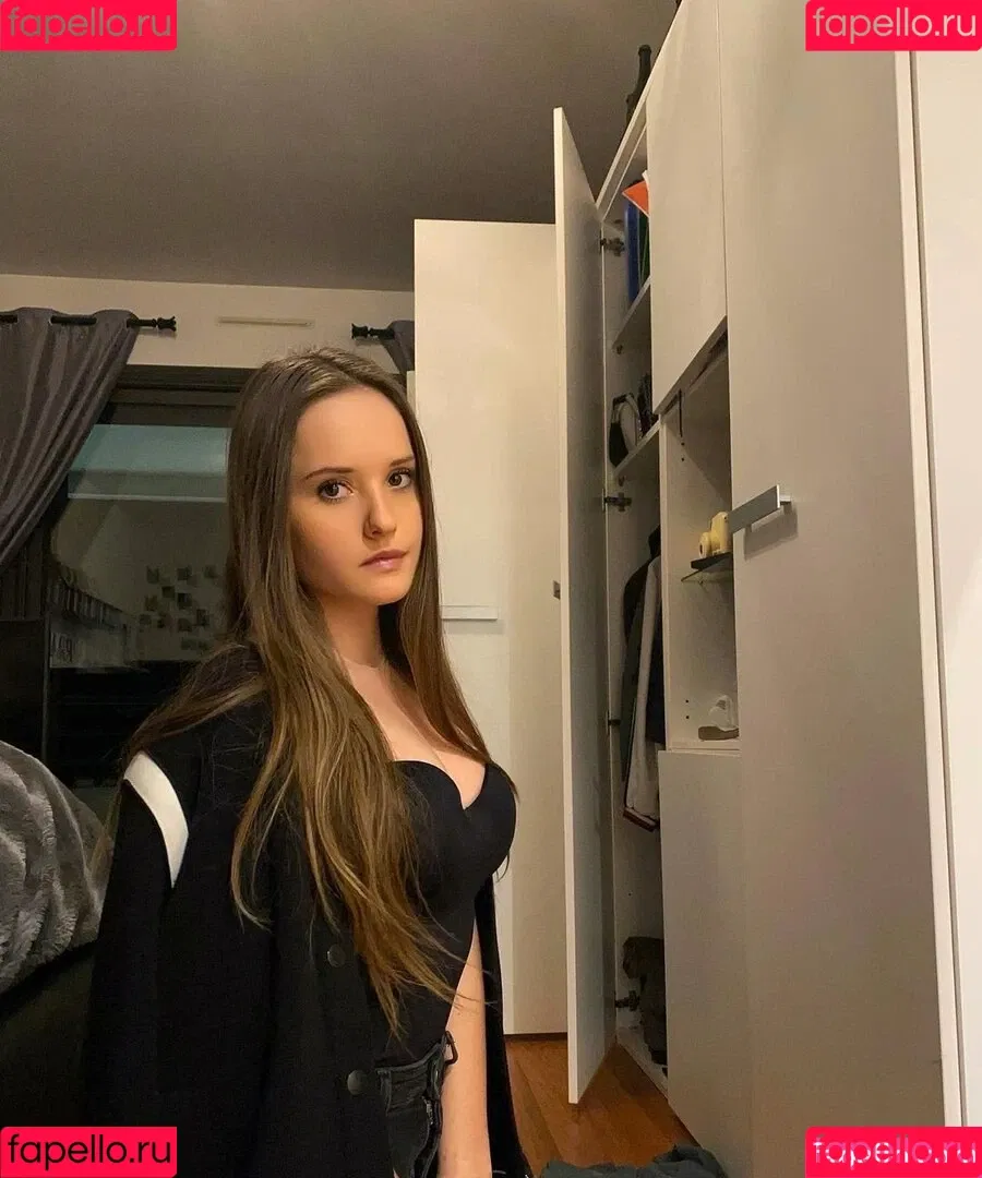 Davina Geiss Onlyfans Photo Gallery 