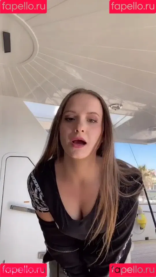 Davina Geiss Onlyfans Photo Gallery 