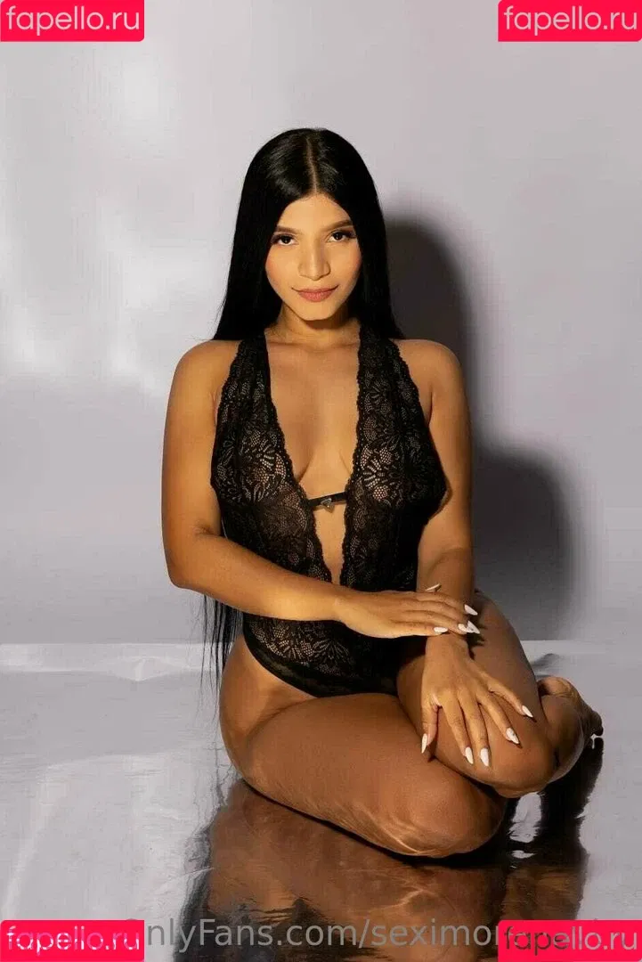 seximorenavby Onlyfans Photo Gallery 