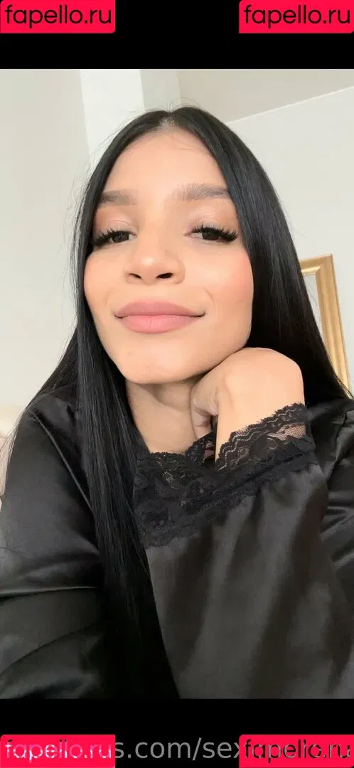 seximorenavby Onlyfans Photo Gallery 