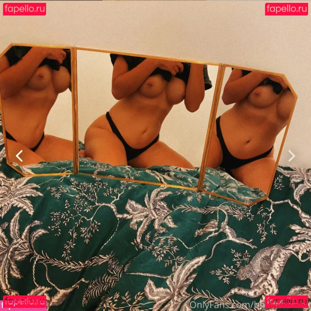 bhadxbambii Onlyfans Photo Gallery 