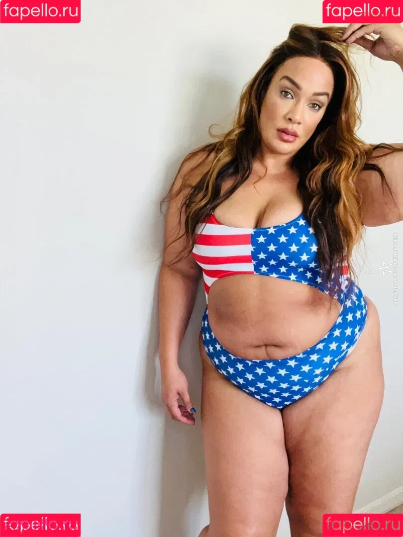 Nia Jax-Lina Fanene Onlyfans Photo Gallery 