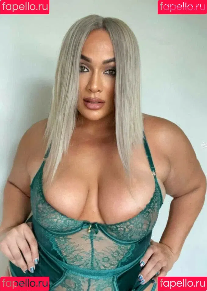 Nia Jax-Lina Fanene Onlyfans Photo Gallery 