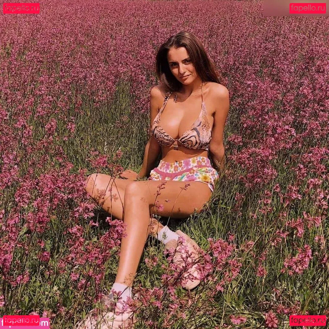 Rita Flores 69 Onlyfans Photo Gallery 