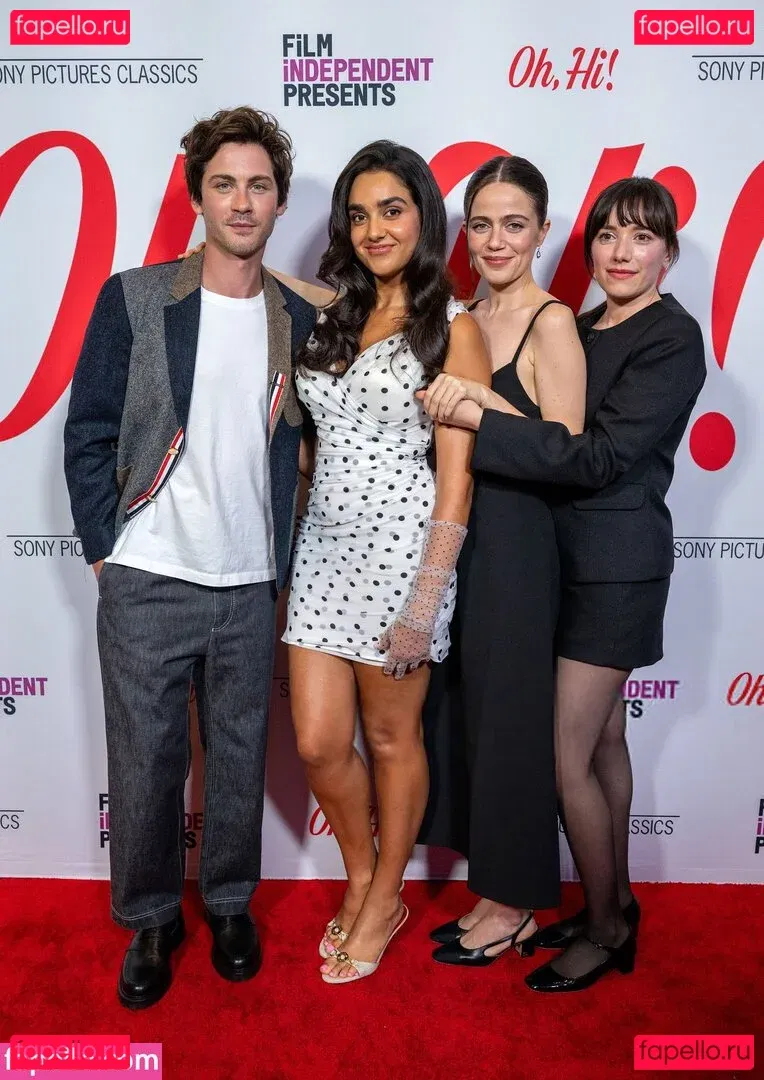 Molly Gordon Onlyfans Photo Gallery 