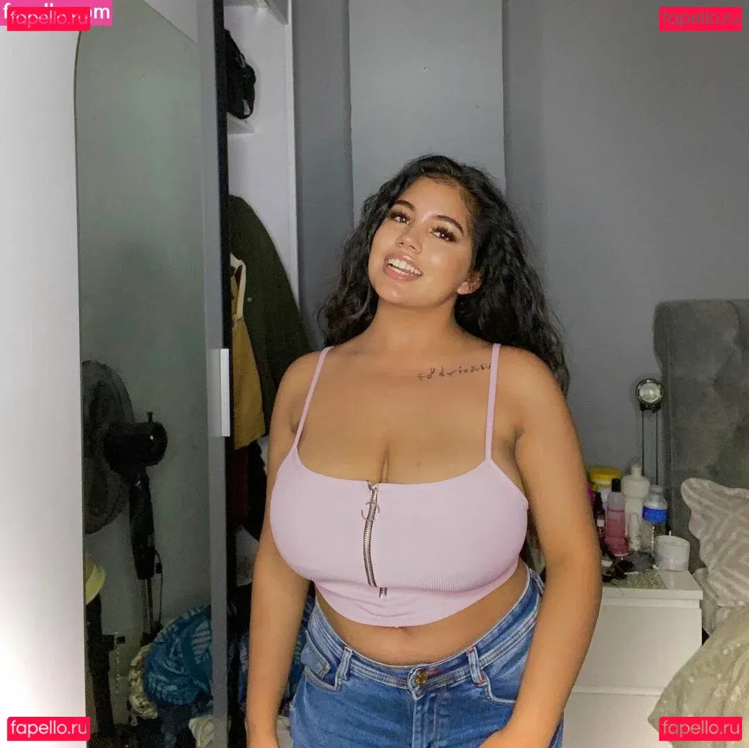 Bianka Bouyer Onlyfans Photo Gallery 