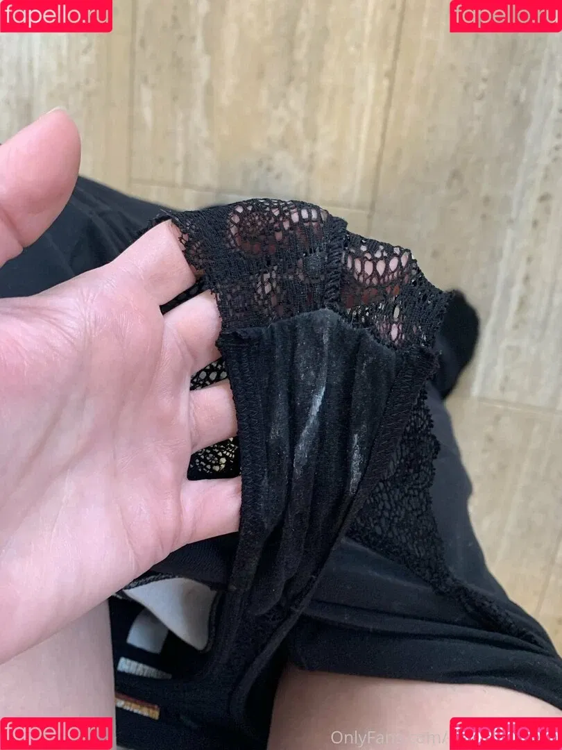 mommybyday Onlyfans Photo Gallery 