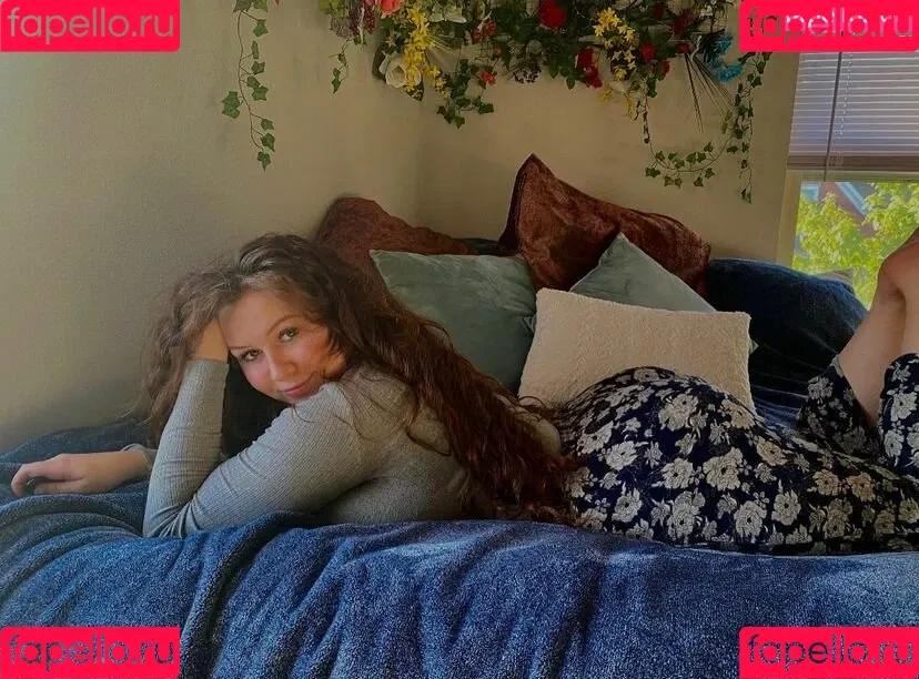 Cayenna Wiley Onlyfans Photo Gallery 