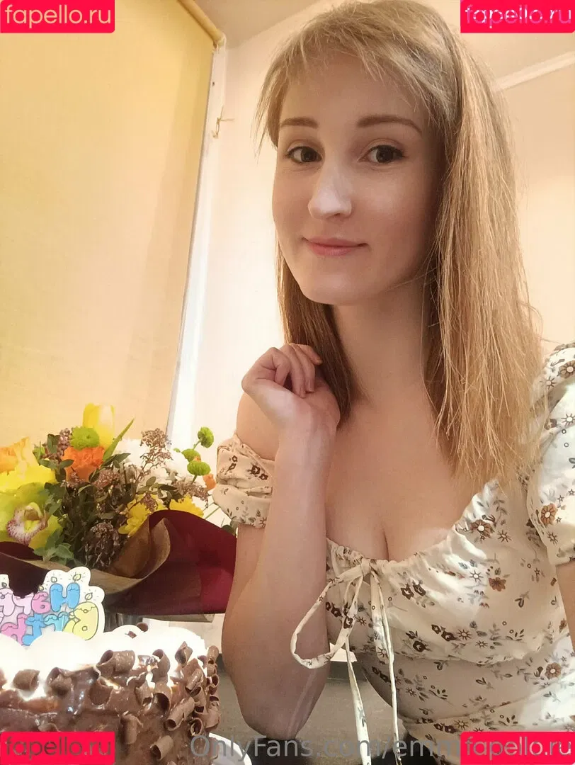 emma-goldie Onlyfans Photo Gallery 