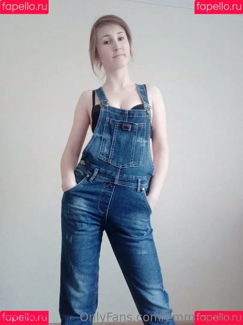 emma-goldie Onlyfans Photo Gallery 