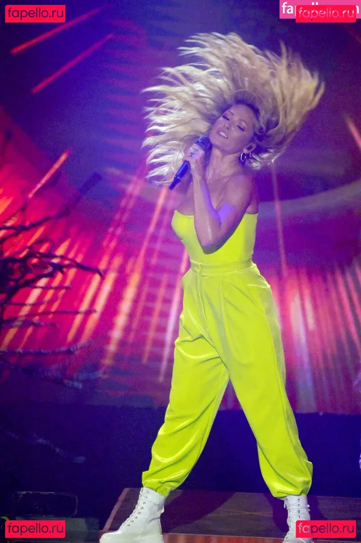 Helene Fischer Onlyfans Photo Gallery 