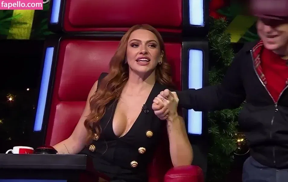 Hadise Onlyfans Photo Gallery 