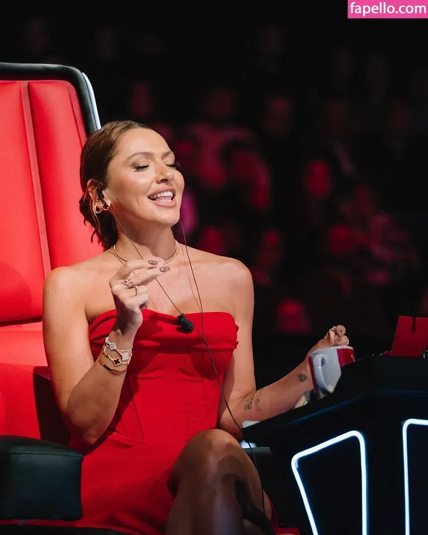 Hadise Onlyfans Photo Gallery 