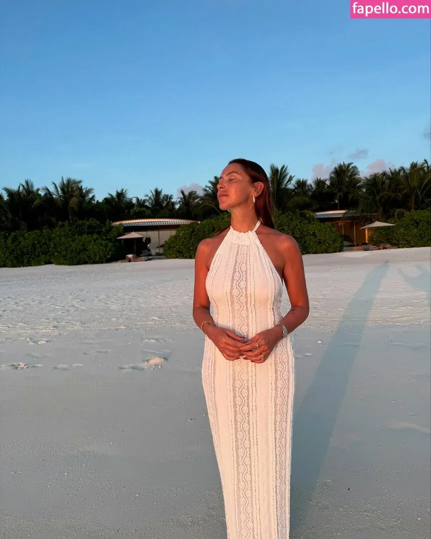 Hadise Onlyfans Photo Gallery 