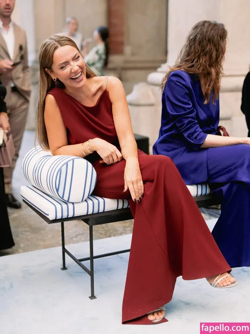 Hadise Onlyfans Photo Gallery 