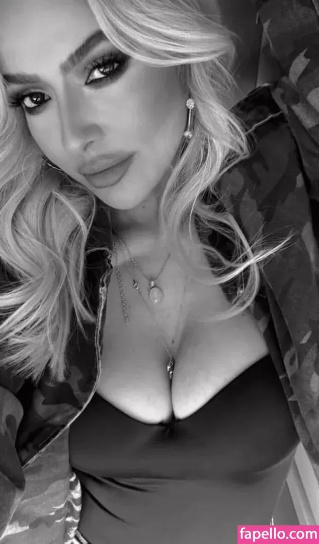 Hadise Onlyfans Photo Gallery 