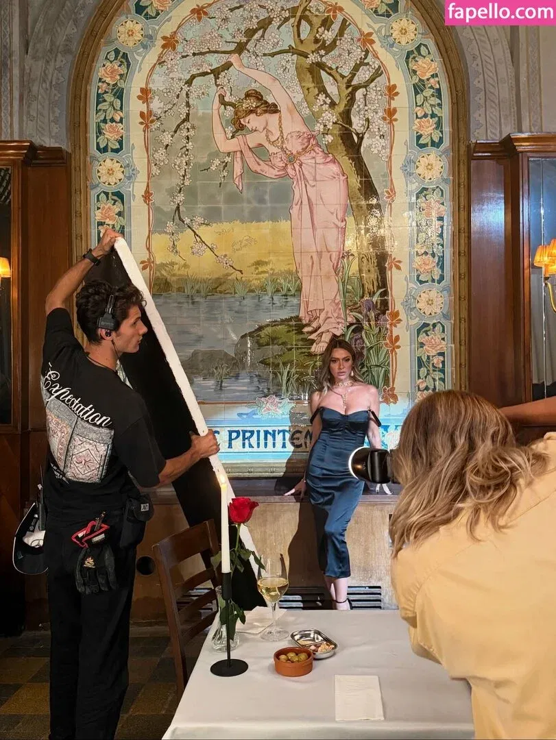 Hadise Onlyfans Photo Gallery 