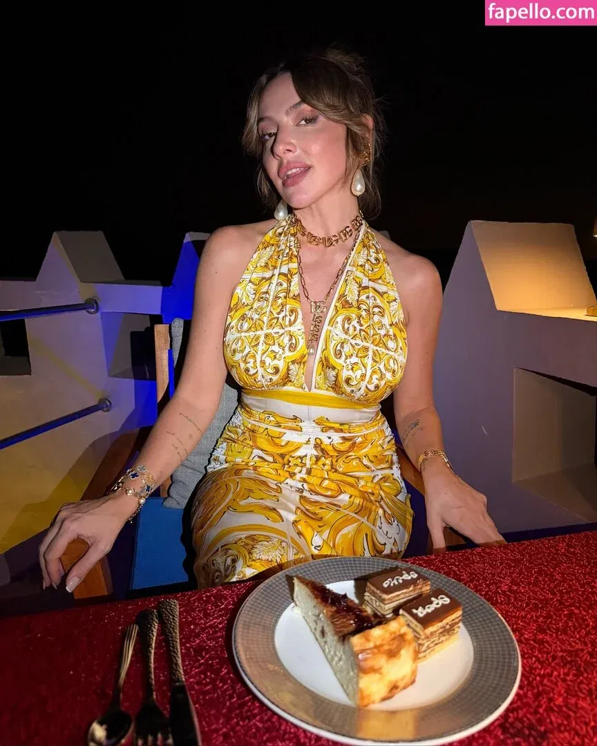 Hadise Onlyfans Photo Gallery 