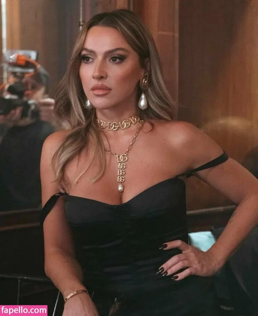 Hadise Onlyfans Photo Gallery 