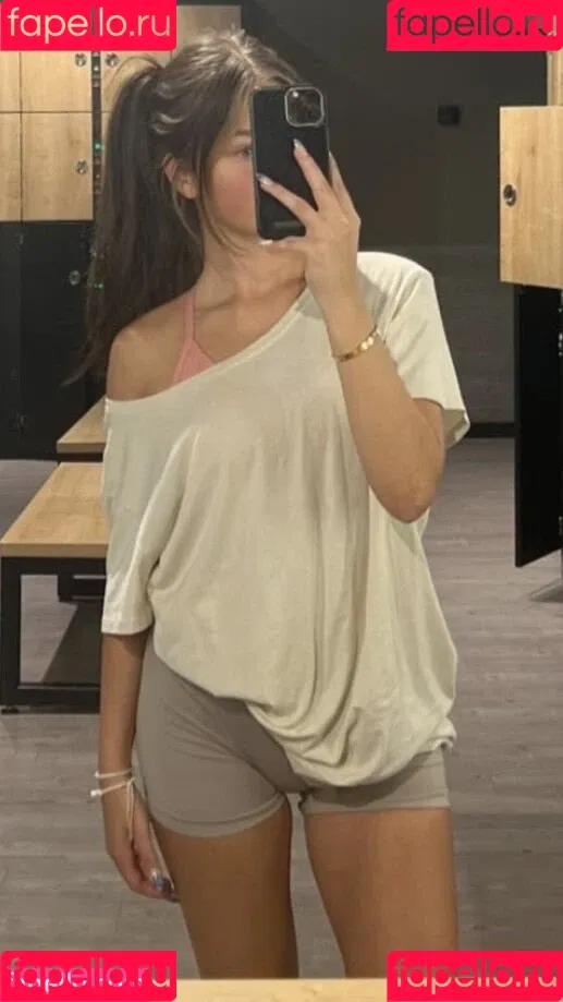 Sydney Ramolla Onlyfans Photo Gallery 