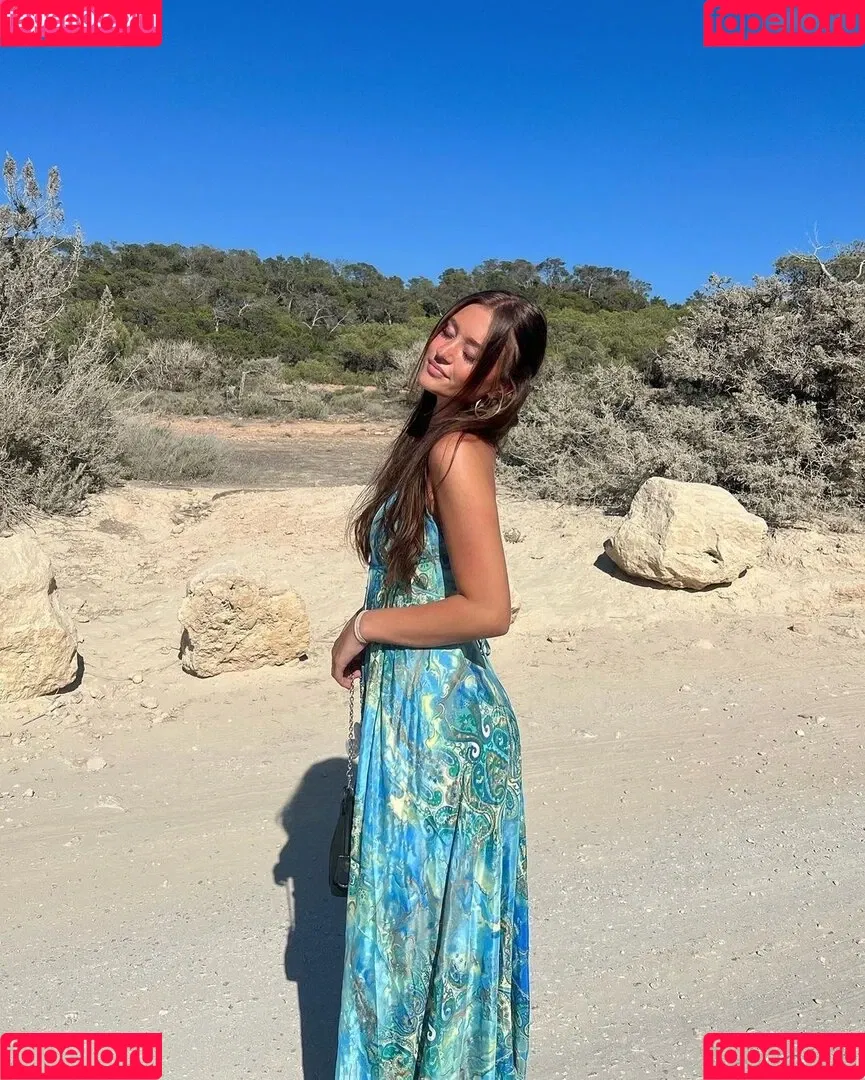 Sydney Ramolla Onlyfans Photo Gallery 