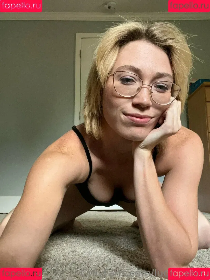 reddawn01 Onlyfans Photo Gallery 