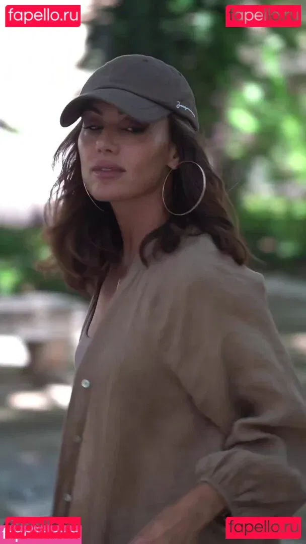 Nazan Eckes Onlyfans Photo Gallery 