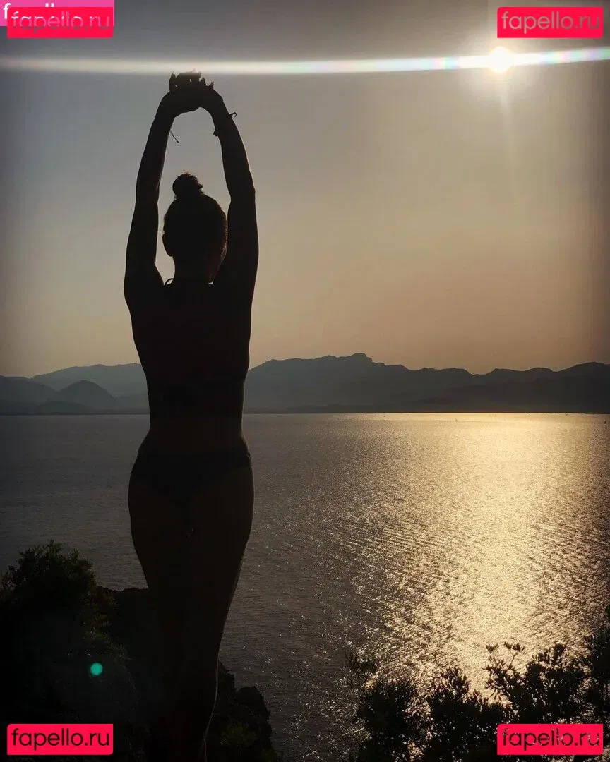 Nazan Eckes Onlyfans Photo Gallery 