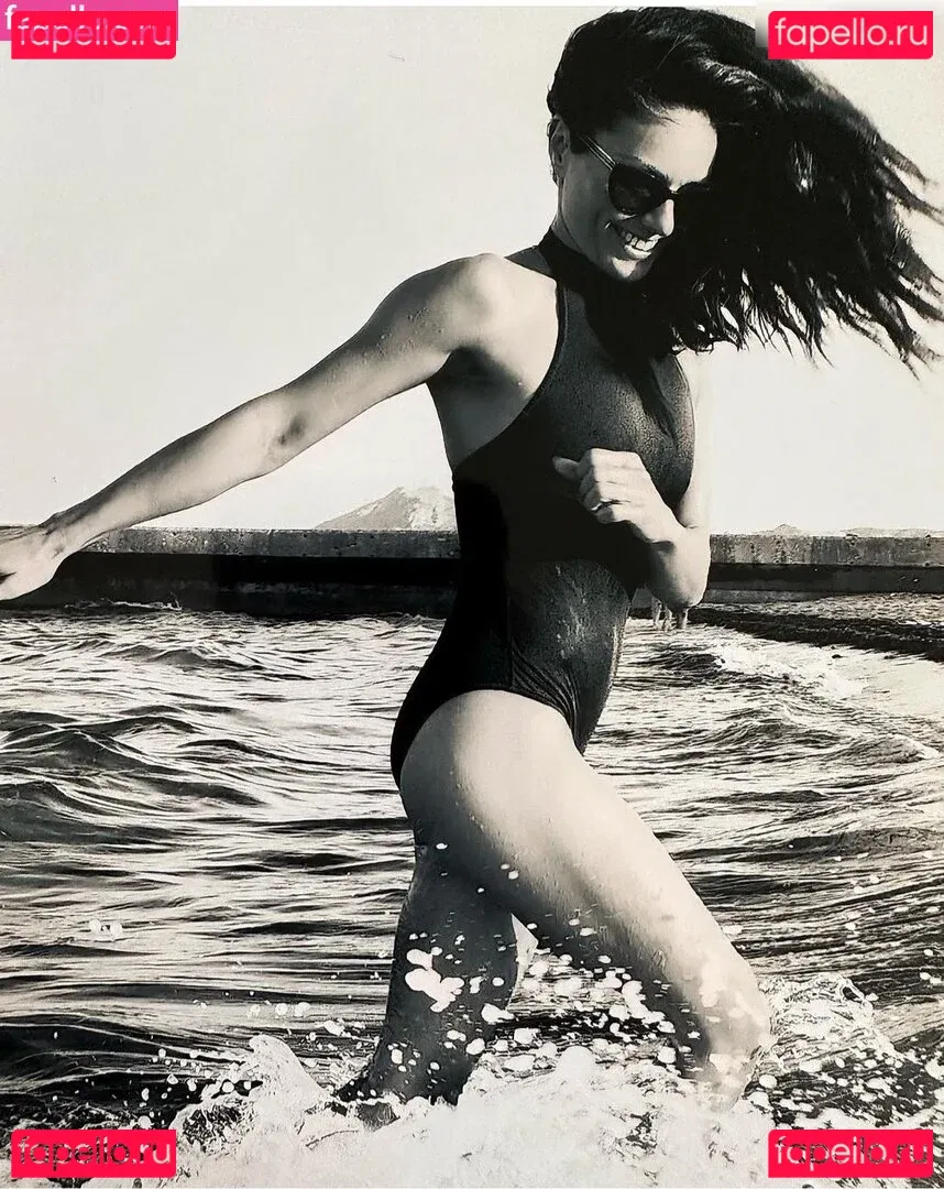 Nazan Eckes Onlyfans Photo Gallery 