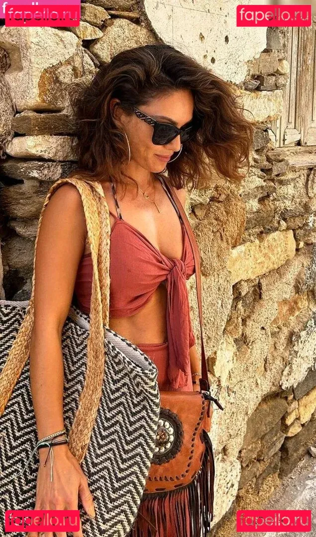 Nazan Eckes Onlyfans Photo Gallery 