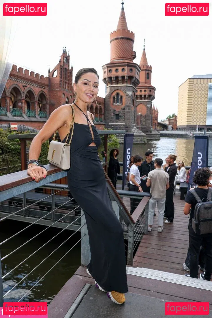 Nazan Eckes Onlyfans Photo Gallery 