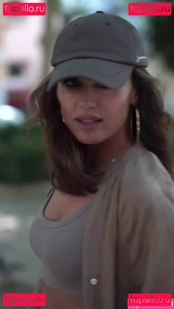 Nazan Eckes Onlyfans Photo Gallery 