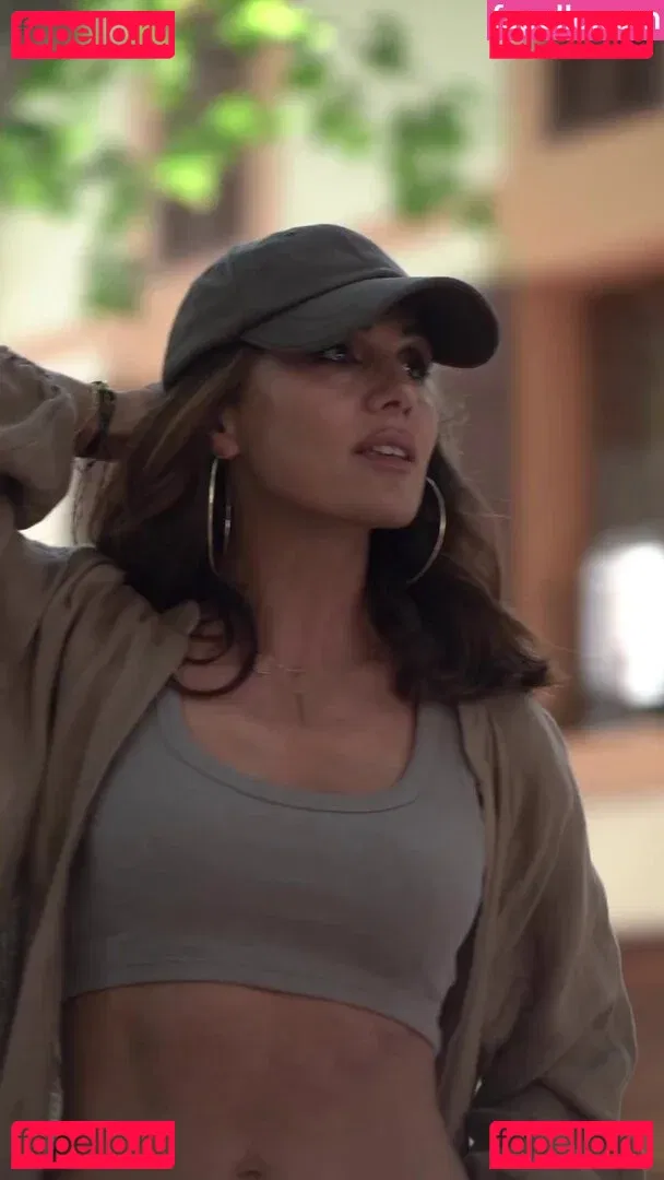 Nazan Eckes Onlyfans Photo Gallery 