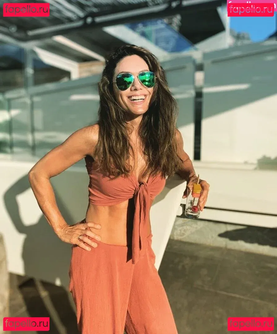 Nazan Eckes Onlyfans Photo Gallery 