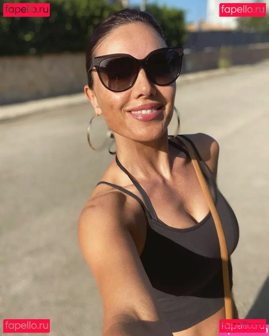 Nazan Eckes Onlyfans Photo Gallery 