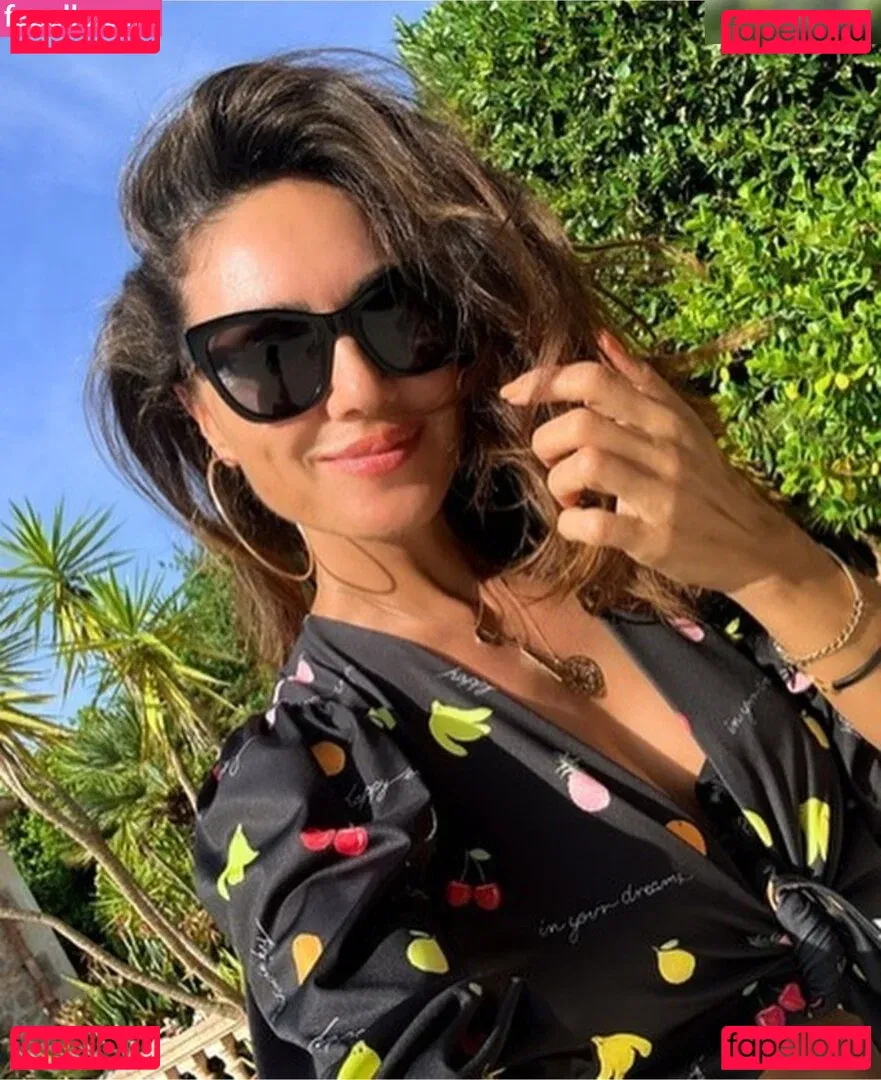 Nazan Eckes Onlyfans Photo Gallery 