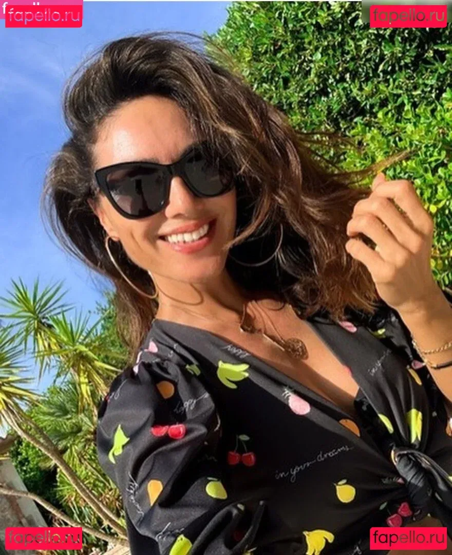 Nazan Eckes Onlyfans Photo Gallery 