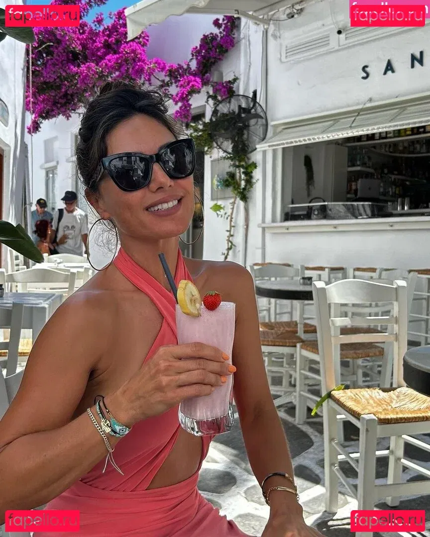 Nazan Eckes Onlyfans Photo Gallery 