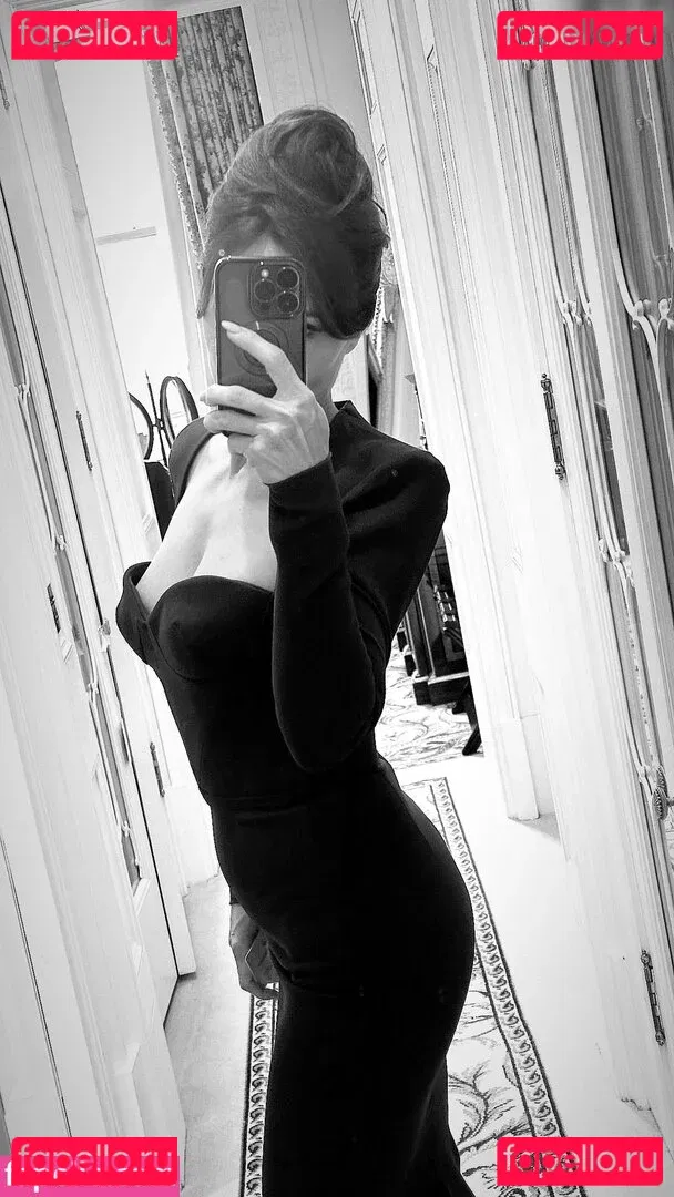 Nazan Eckes Onlyfans Photo Gallery 