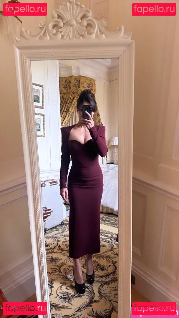 Nazan Eckes Onlyfans Photo Gallery 