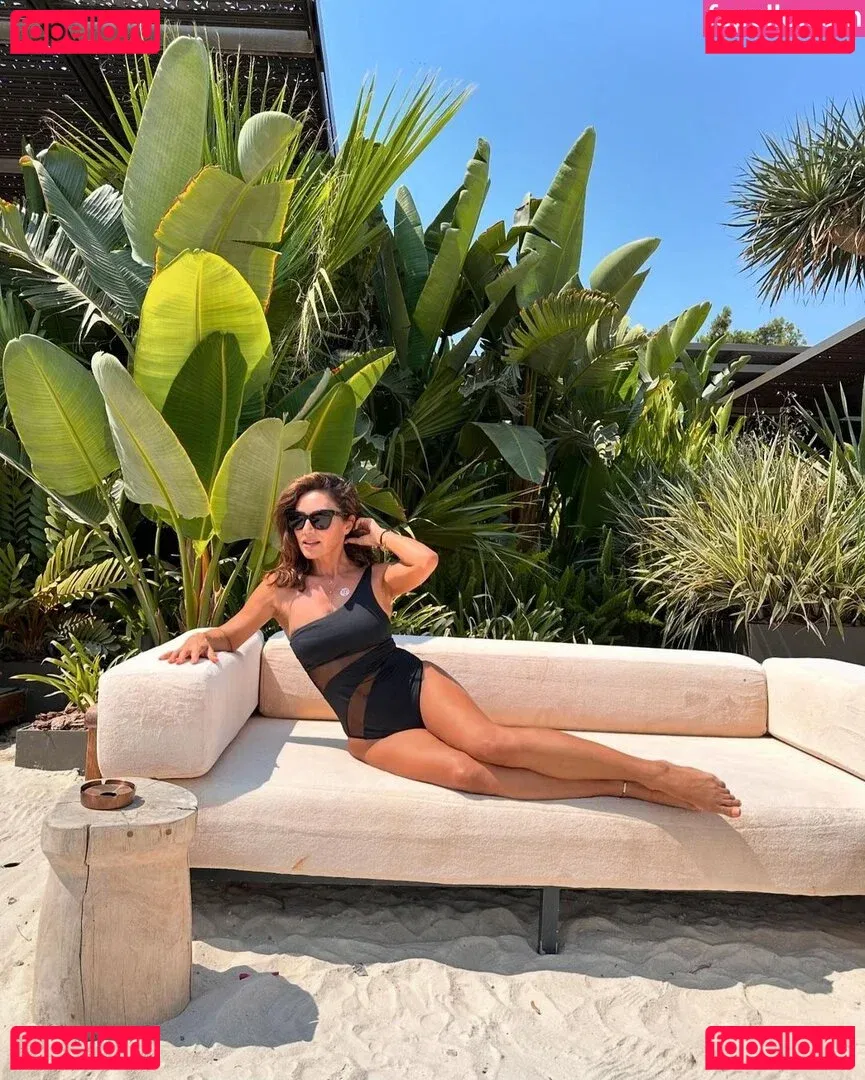 Nazan Eckes Onlyfans Photo Gallery 