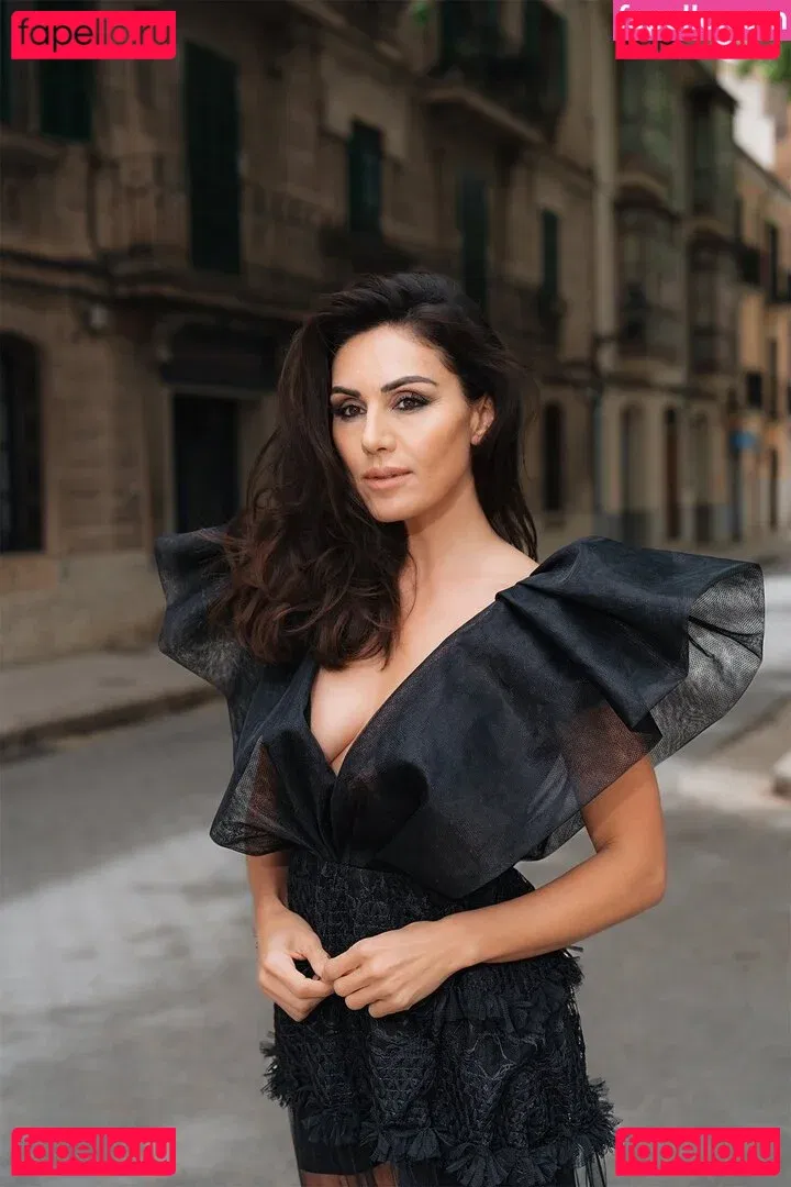 Nazan Eckes Onlyfans Photo Gallery 